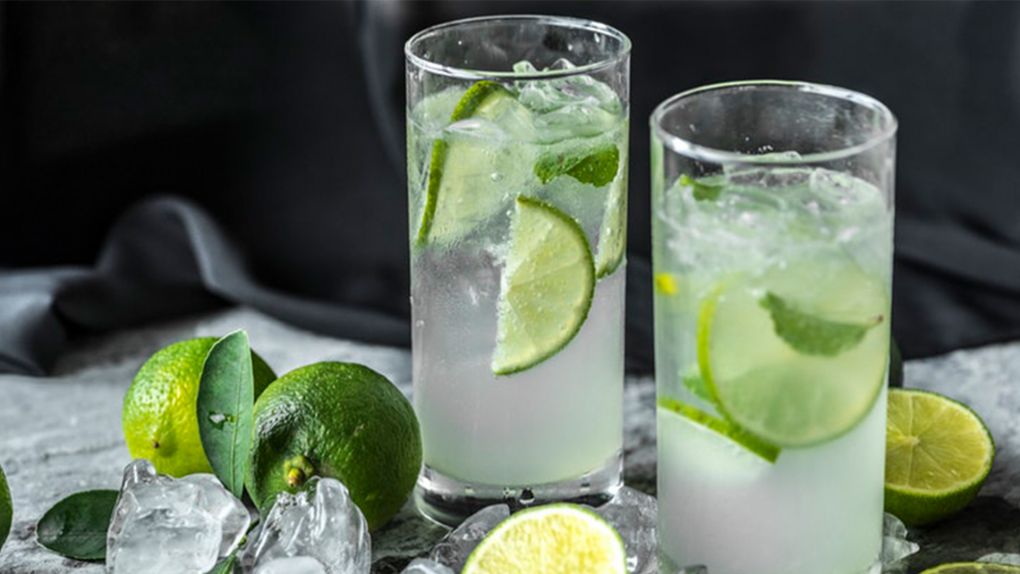 Yaz Sonunda Toksinlere Elveda: Yağ Yakıcı 6 Detoks İçeceği Tarifi