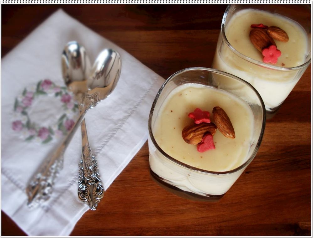 Bademli Karamelli Muhallebi