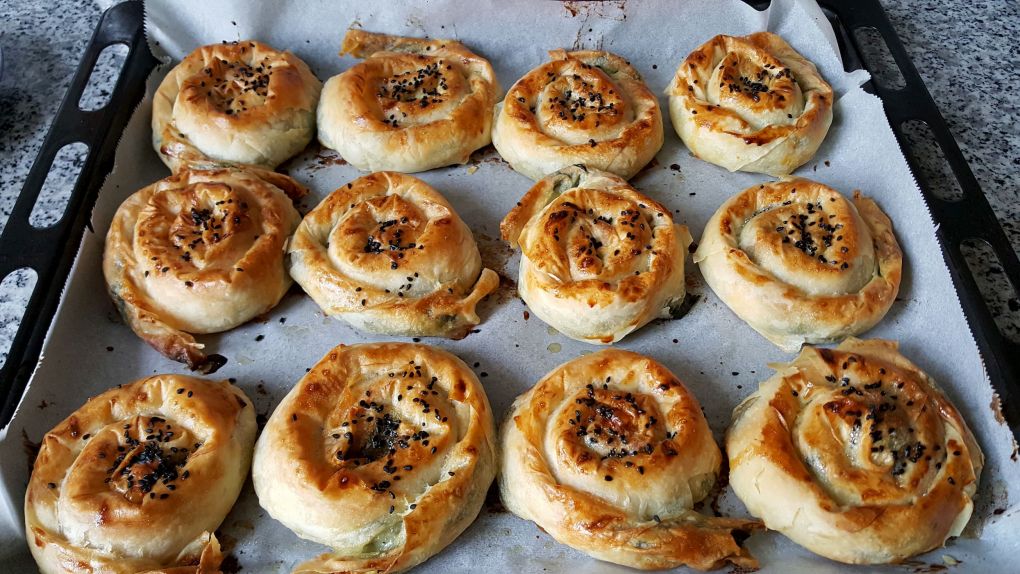 Çıtır Çıtır Patatesli Gül Böreği