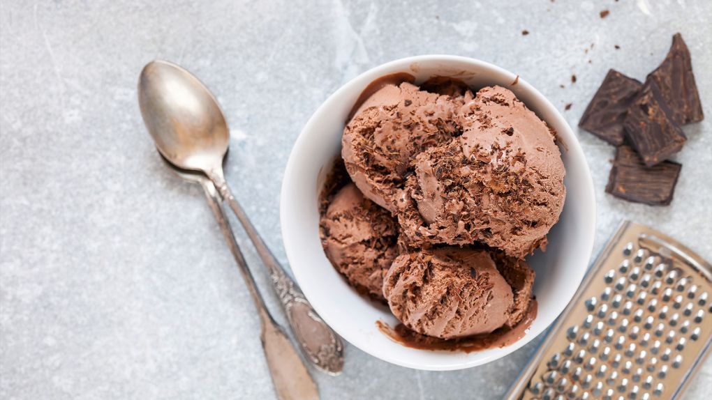 Dondurmanın En Sağlıklı Hali: Ev Yapımı Kakaolu Dondurma