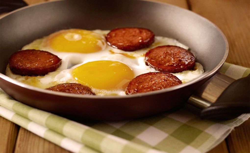 Ekmekler Hazır mı? Sucuklu Yumurta