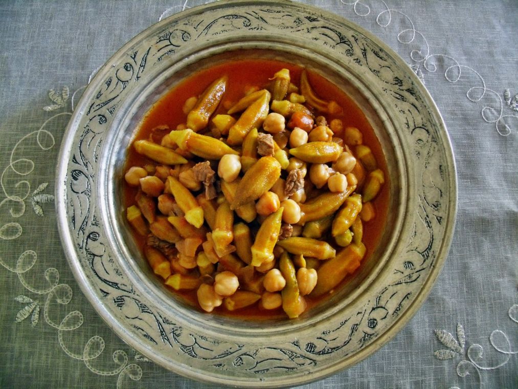 Etli Bamya Yemeği