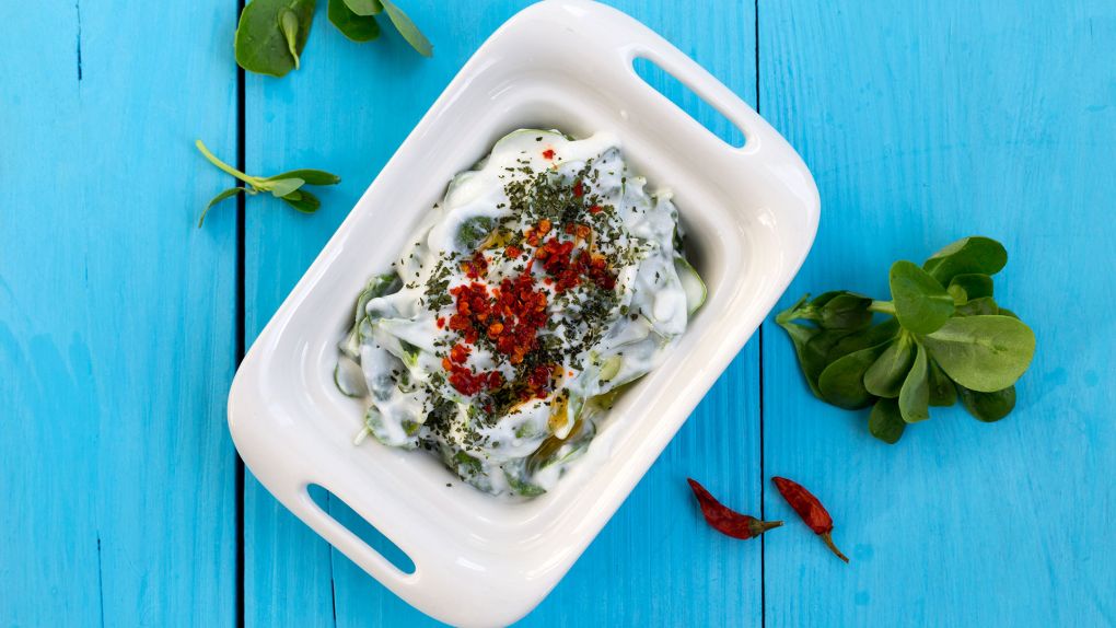 Ferahlatan Lezzet: Yoğurtlu Semizotu Salatası
