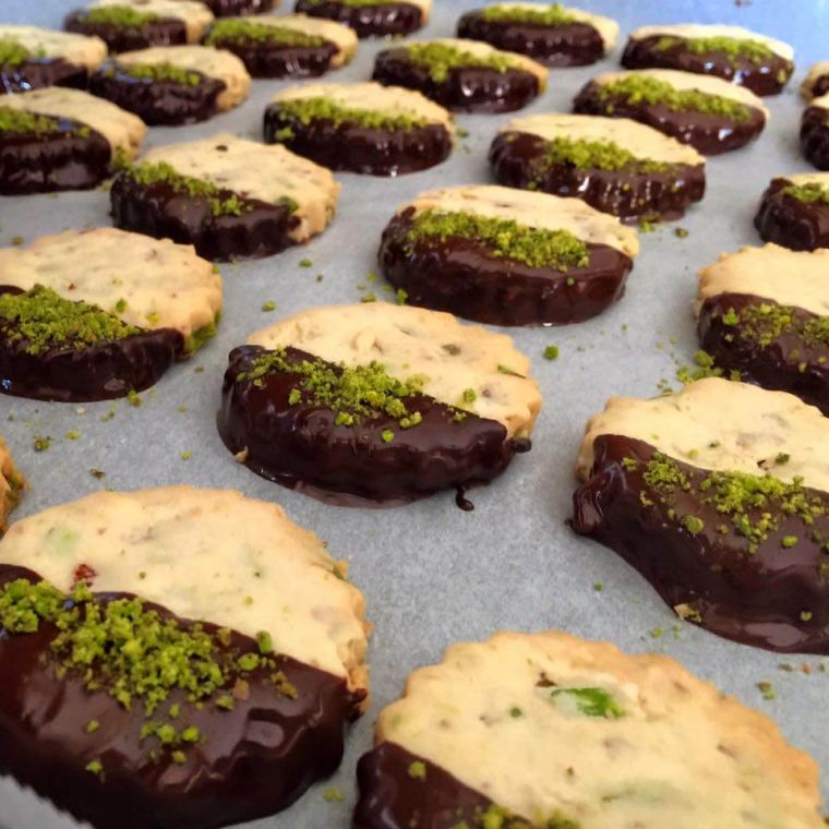 Görüntüsü ile Yetti: Kakaolu Antep Fıstıklı Kurabiye