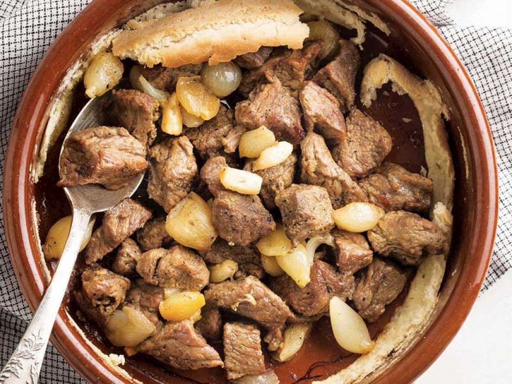 İmam Bayıldıya Rakip: Papaz Yahnisi