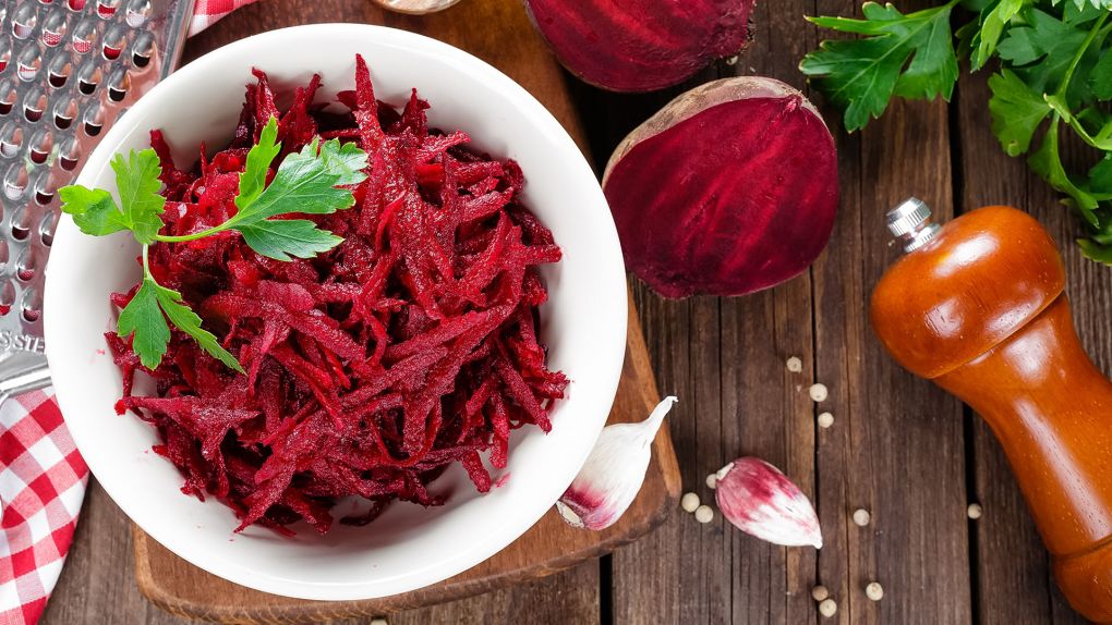 Kış Aylarının Lezzetli İlacı: Pancar Salatası