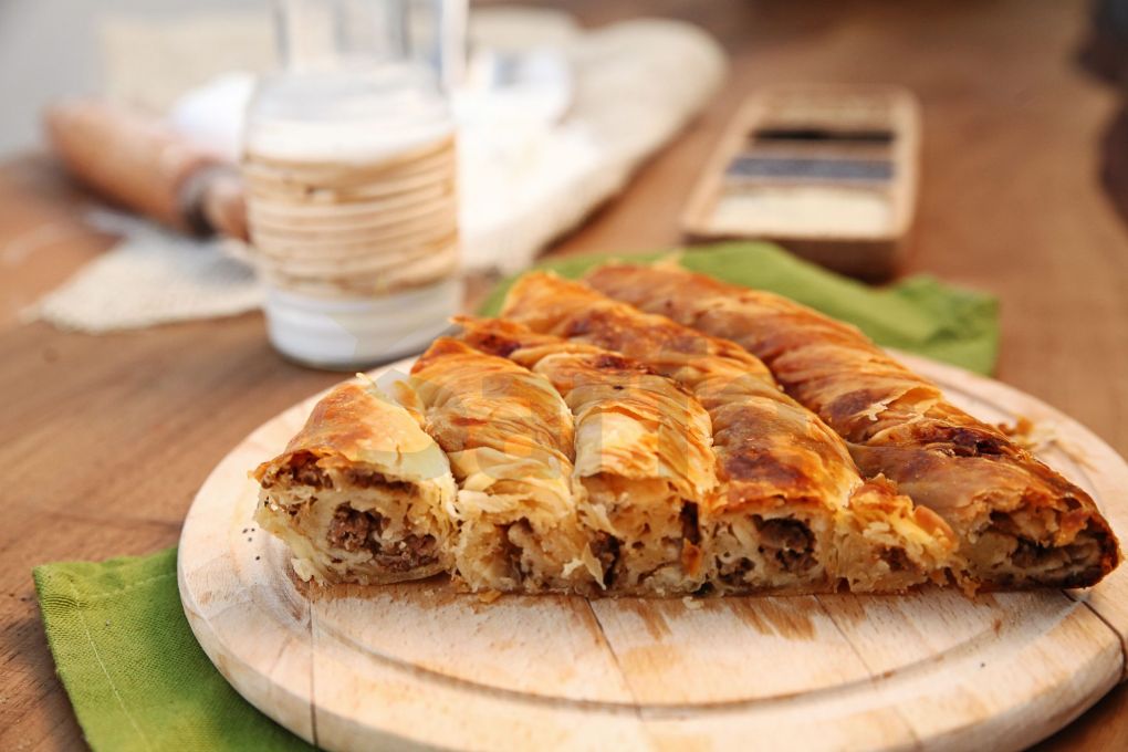 Kıymalı Börek