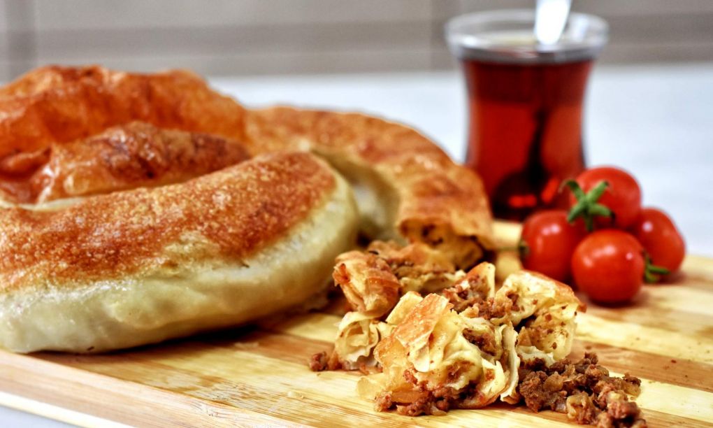 Kıymalı Börek