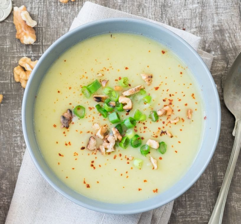 Patatesli Pırasalı Sebze Çorbası