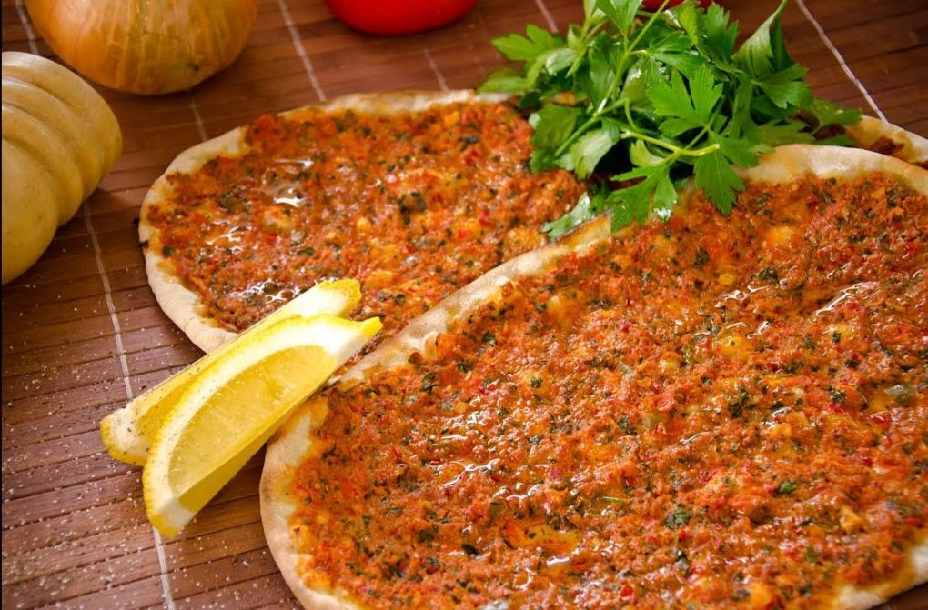 Tavada Lahmacun