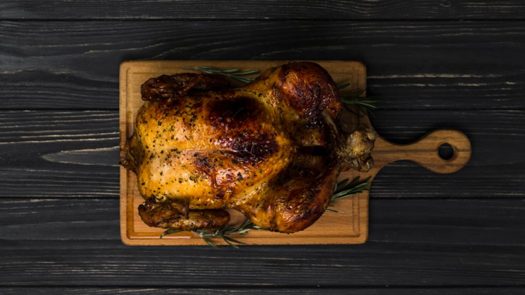 Tavuğun En Şık Hali: Tuzda Tavuk