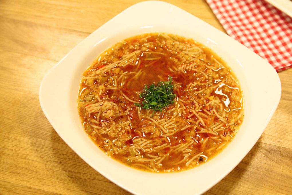 Salçalı Tel Şehriye Çorbası