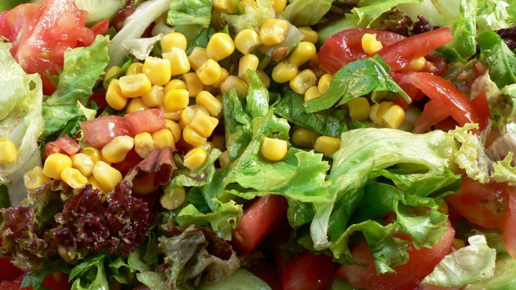 Yemeklerin Takviye Gücü: Mısırlı Salata
