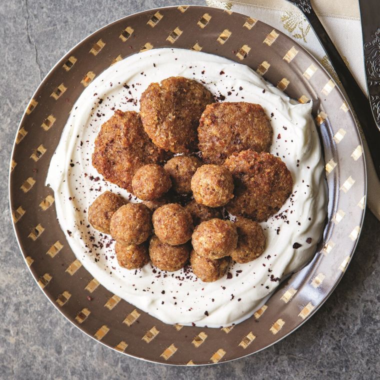 Yoğurtlu Bulgur Köftesi