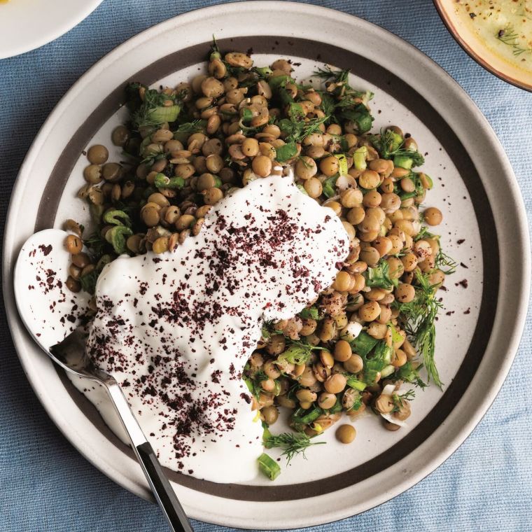 Yoğurtlu Yeşil Mercimek Piyazı