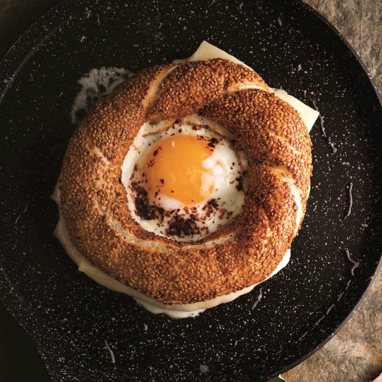 Yumurtalı Simit Tost