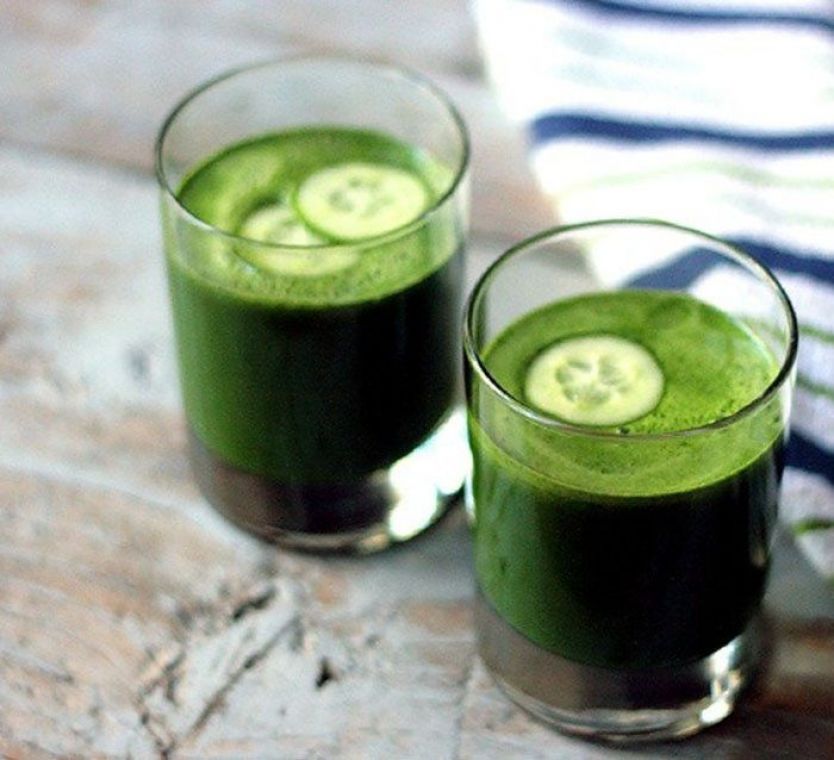 Zencefilli Salatalıklı Detoks Suyu